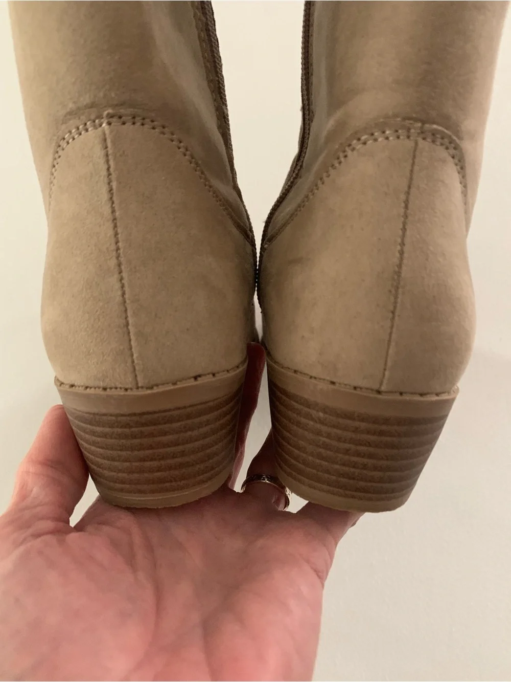 Old Navy Girls Tan Western Boots Embroidered Hearts Mid-Calf Boots Size 5Y